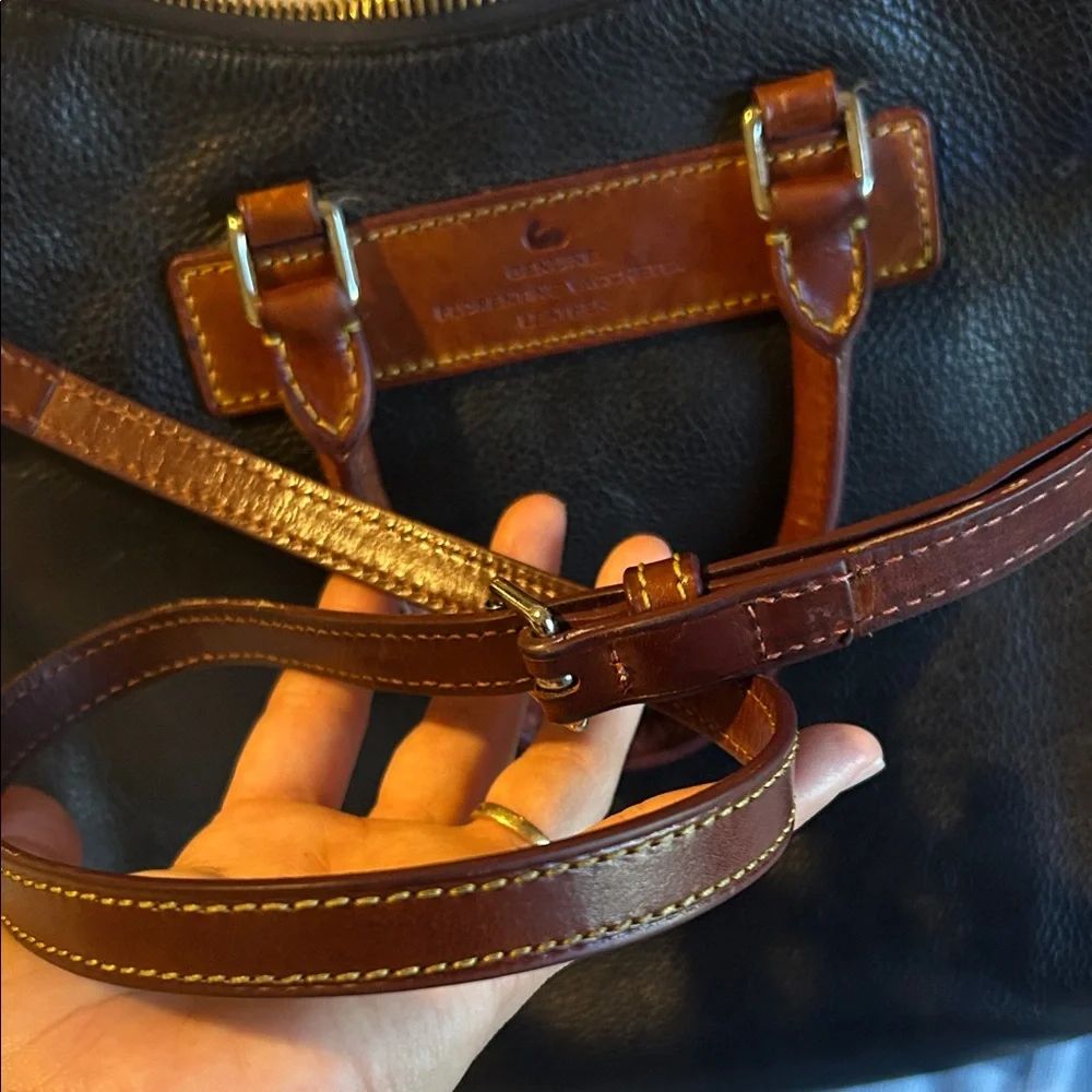 Dooney & Bourke crossbody bag - Picture 4 of 9